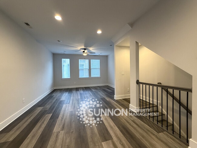 2 Bed + Loft & 2 Car Garage with Skyline Views