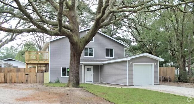 Building Photo - 719 Cypress Dr Rental