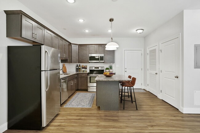 KITCHEN 2 BR