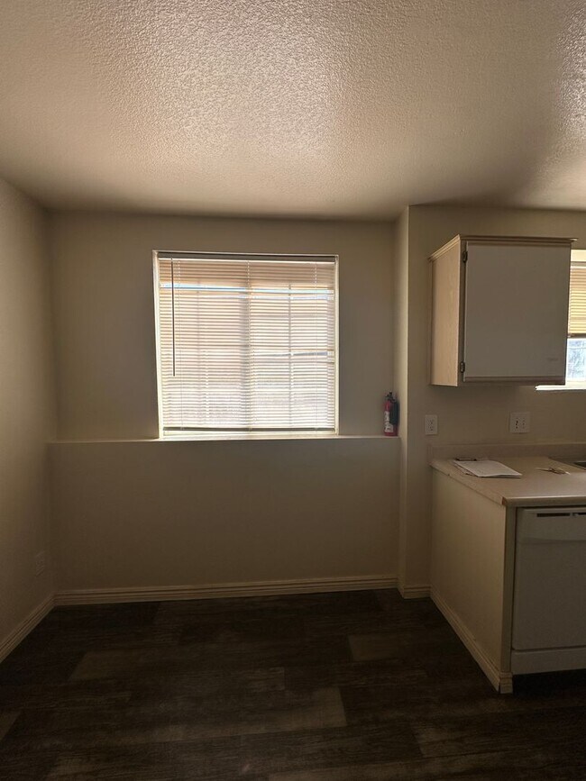 Photo - 4-bedroom, 2-bath apartment in Cedar City fourplex