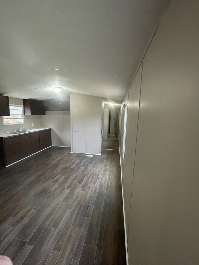 Photo - 96 Fowler Cir