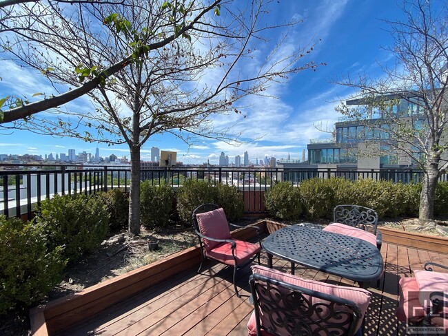 KEAP STREET - KEAP STREET Apartment Unit 306