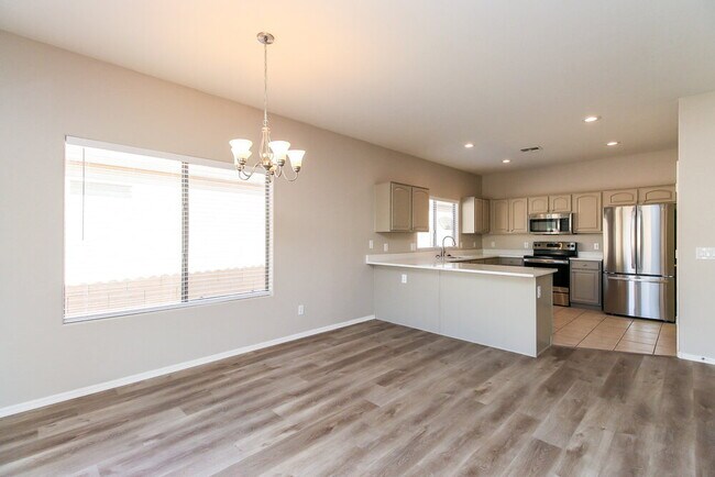 Photo - 2650 E Morenci Rd