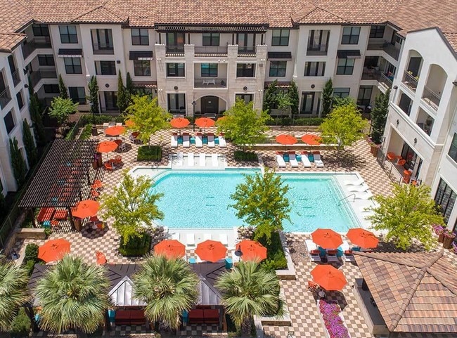 Photo - AMLI on Riverside