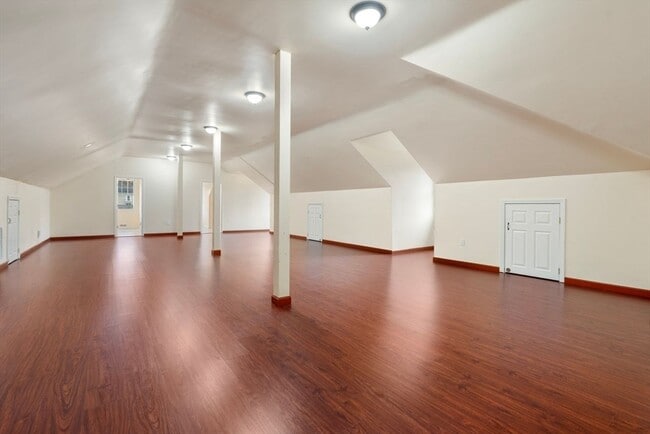 Photo - 75 Woodfall Rd