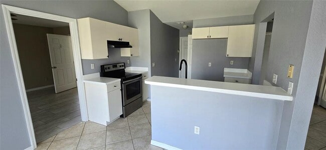 Photo - 462 Magpie Ct