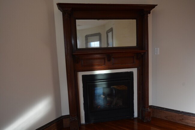 Photo - 35 Lincoln St Unit 2