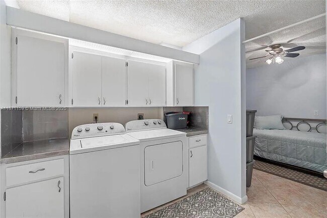 Photo - 1707 Whitehall Dr Unit 0