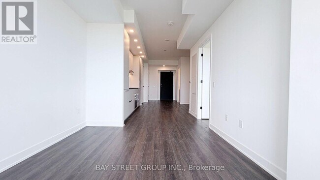Photo - 609 Sherbourne St Unit 4605
