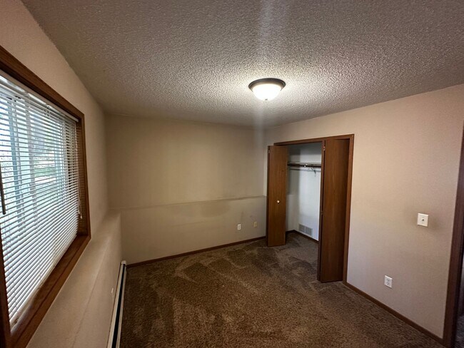 Photo - 812 6th Ave NE Unit 3