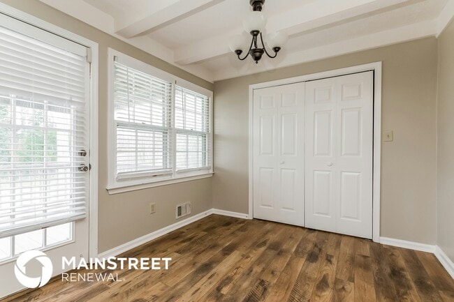 Photo - 100 Maplewood Ln