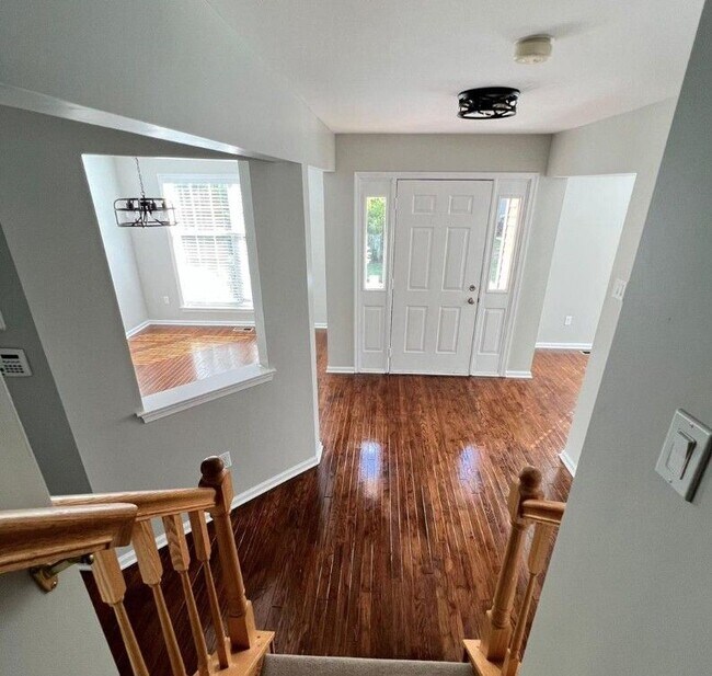 Photo - 138 Bishops Gate Ln