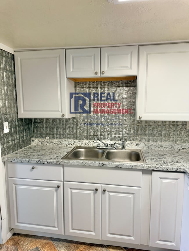 Photo - 1921 Monte Vista Dr Unidad 1921 1/2 Monte Vista Dr