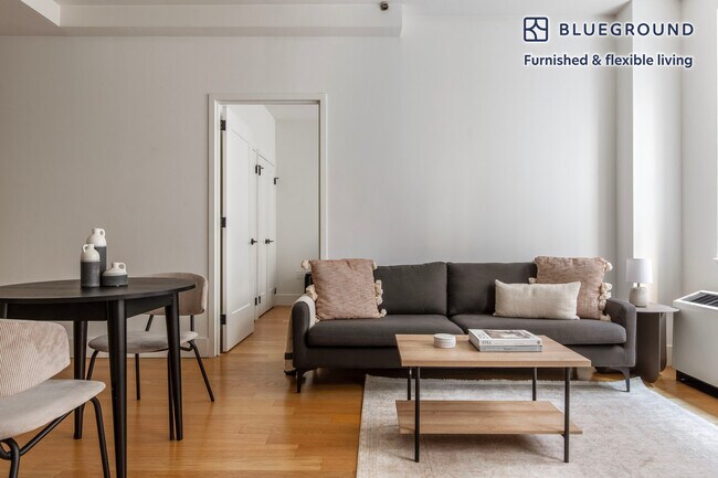 Photo - 63 Wall St Unit FL5-ID1337