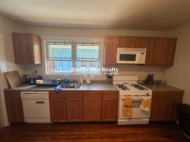 Photo - 26 Burnham St Unit 2M