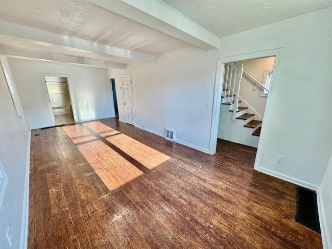 Photo - 5 Bedroom House - Available for Fall 2026 - Across from EMU!