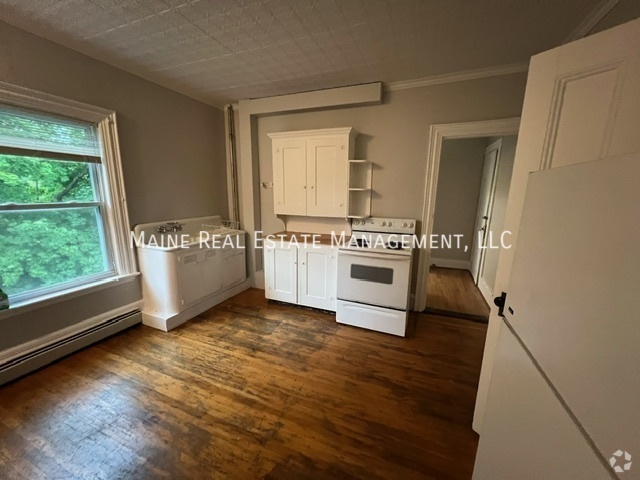 Building Photo - 36 3rd St Unit 4 Rental