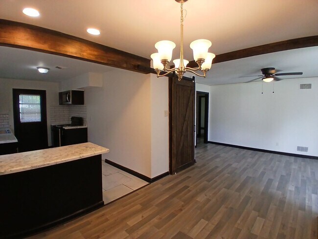 Photo - Beautiful 3 bedroom 1 bath home - Open To ...