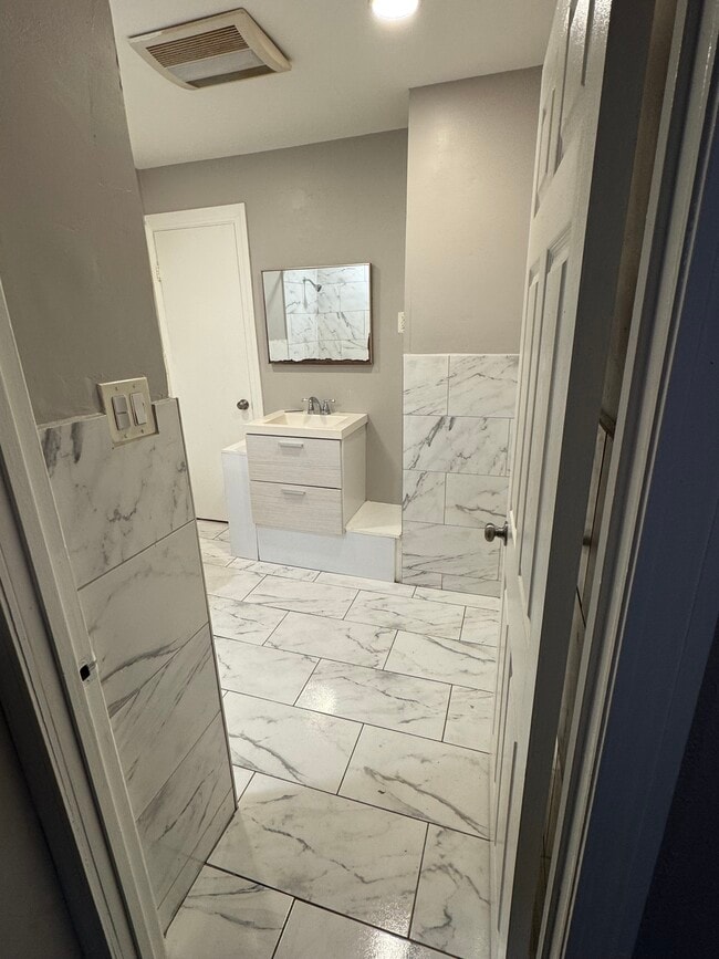 Photo - 53 Cedar St Unit #1