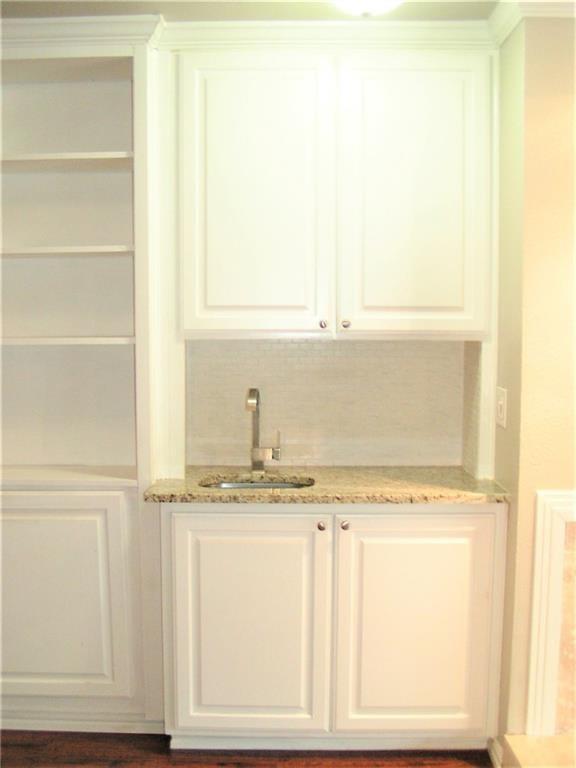 Photo - 6627 Valleyside Rd