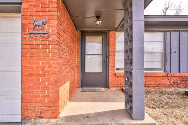 Photo - 1200 Mcdonald Dr