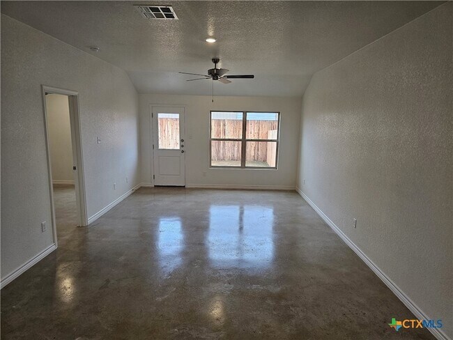 Photo - 1309 Concord Dr