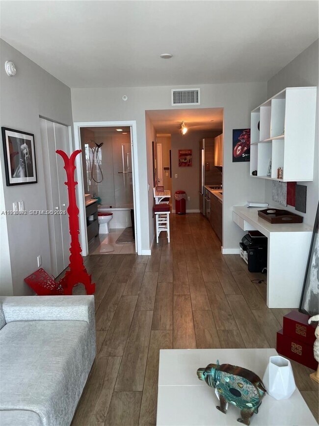 Photo - 1100 S Miami Ave Unidad 2105