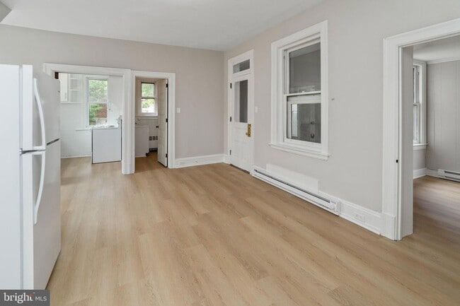 Photo - 243 Chestnut St