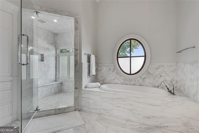 Photo - 175 Sampson St NE