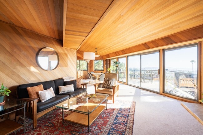 Photo - 1214 Archer St