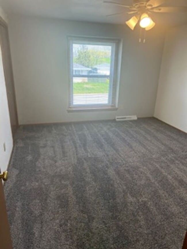 Photo - 734 Fairwood Dr