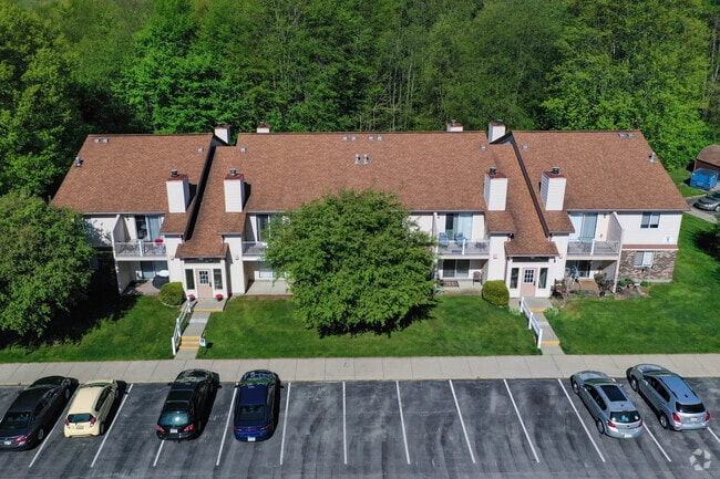 Photo - Pine Tree Village Apartments