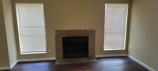 Photo - 7200 W T C Jester Blvd Apartamento Unidad 3001