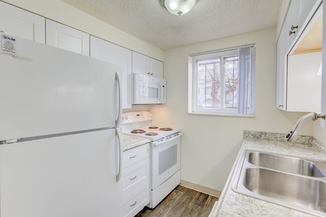 Photo - Allison Court Apartments