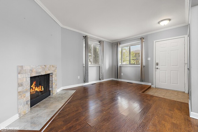 Photo - 1483 Bennaville Ave