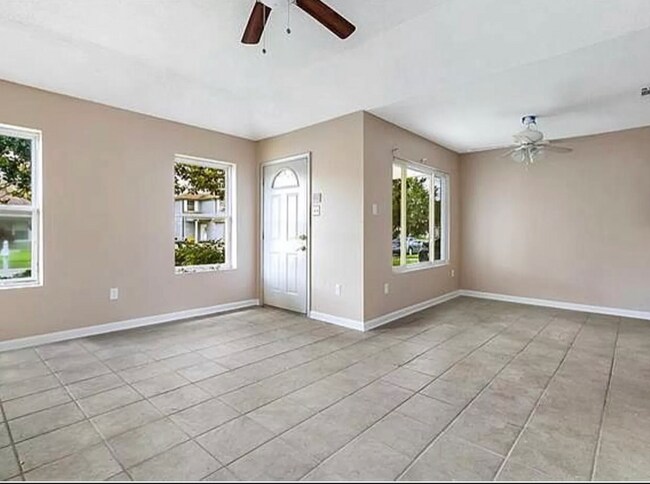 Photo - 5216 Cross Creek Dr