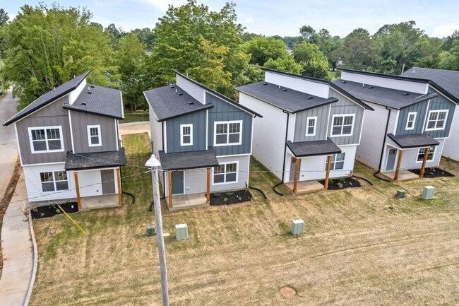 Photo - Nashville-Style Single Family Homes in Cla...