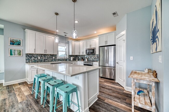 Photo - PET FRIENDLY FURNISHED OFF-SEASON RENTAL A...