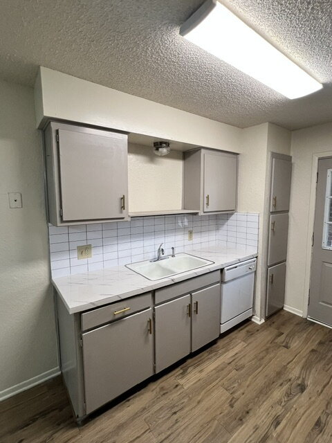 2 Bedroom 2 Bath Duplex for Lease in Benbrook! $350 OFF 1st Month Rent with 18 Month Lease!