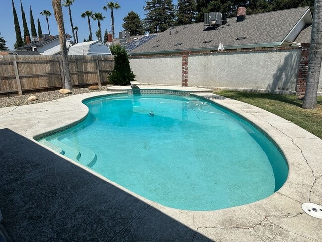 Photo - 1364 E Carmelo Ave