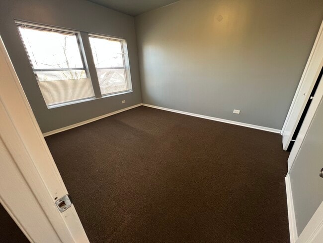 Photo - 6902 S Michigan Ave Unidad 3S