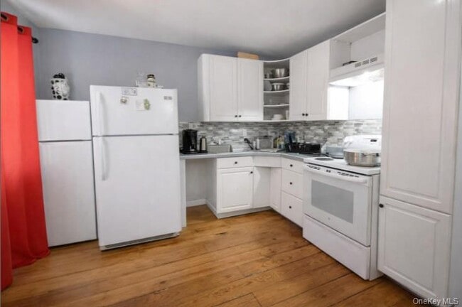 Photo - 9 Benedict Ln