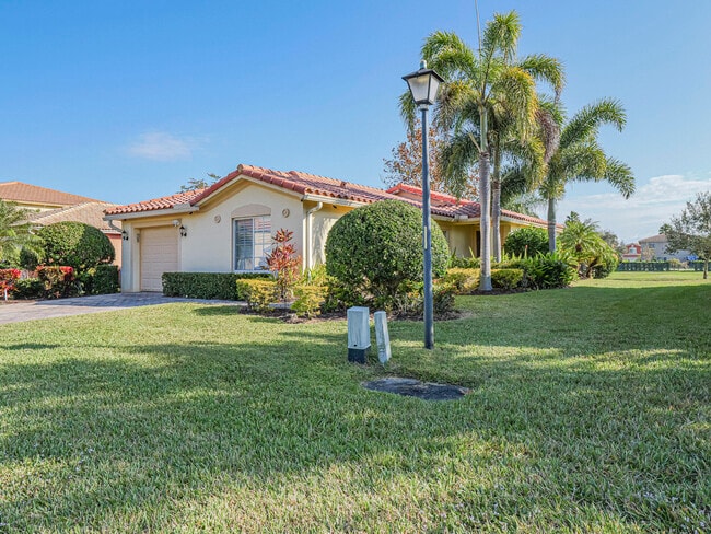 Photo - 5520 45th Ave