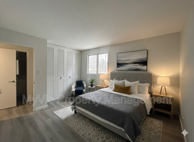 Photo - 9120-9149 149 St Unit Two Bed