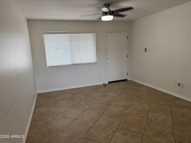 Photo - 1207 E Christy Dr