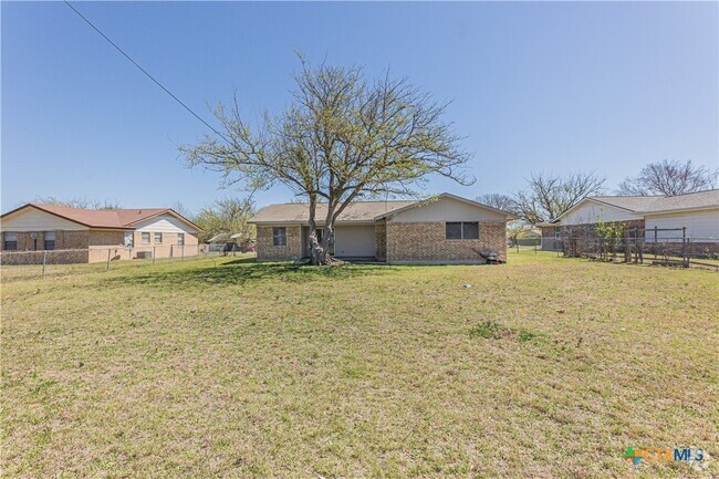 Building Photo - 1805 N 38th St Rental