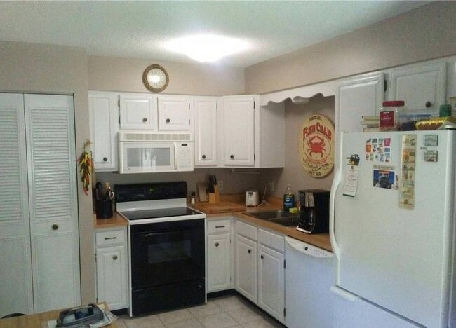 Photo - 203 Longview Rd