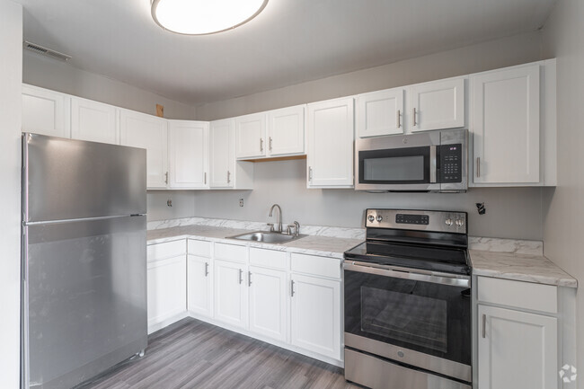 3HAB, 1.5BA - Cocina - Bay Street Estates Apartamentos