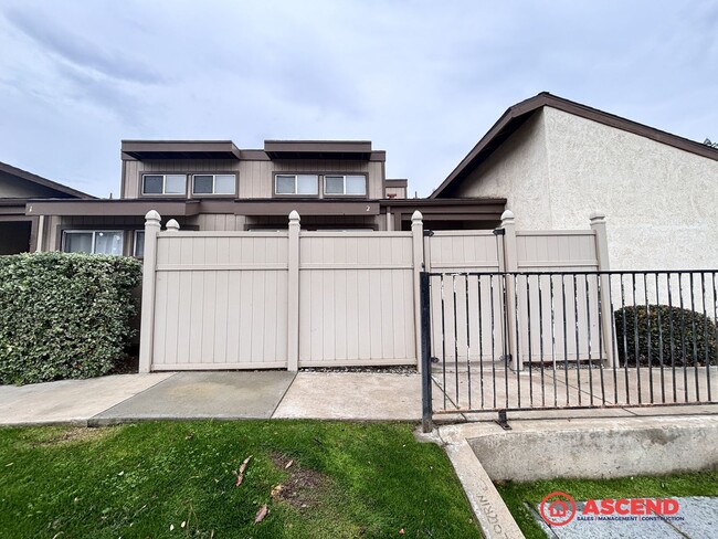 Photo - Cute 2 Bedroom Off Stockdale Hwy and California Ave!