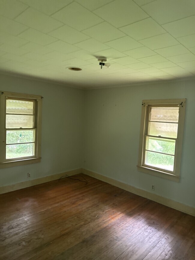 Photo - 2 Bedroom 1 Bathroom